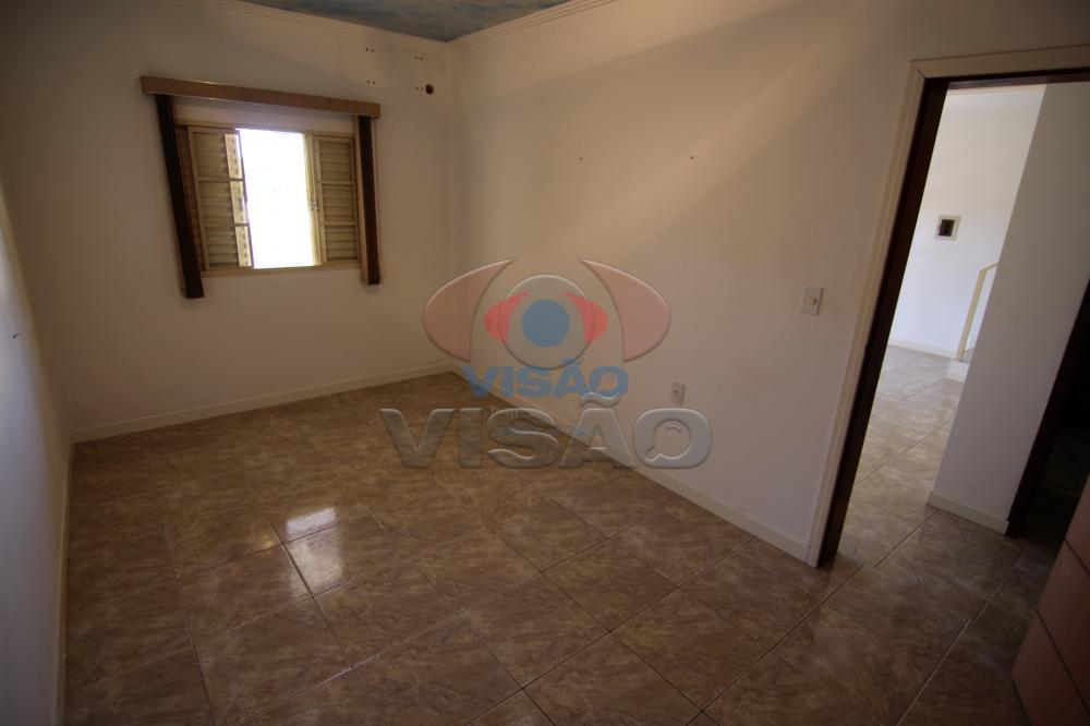 Casa à venda no Jardim Santiago: