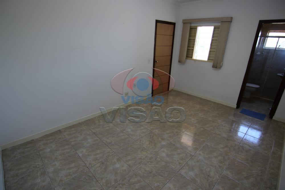 Casa à venda no Jardim Santiago: