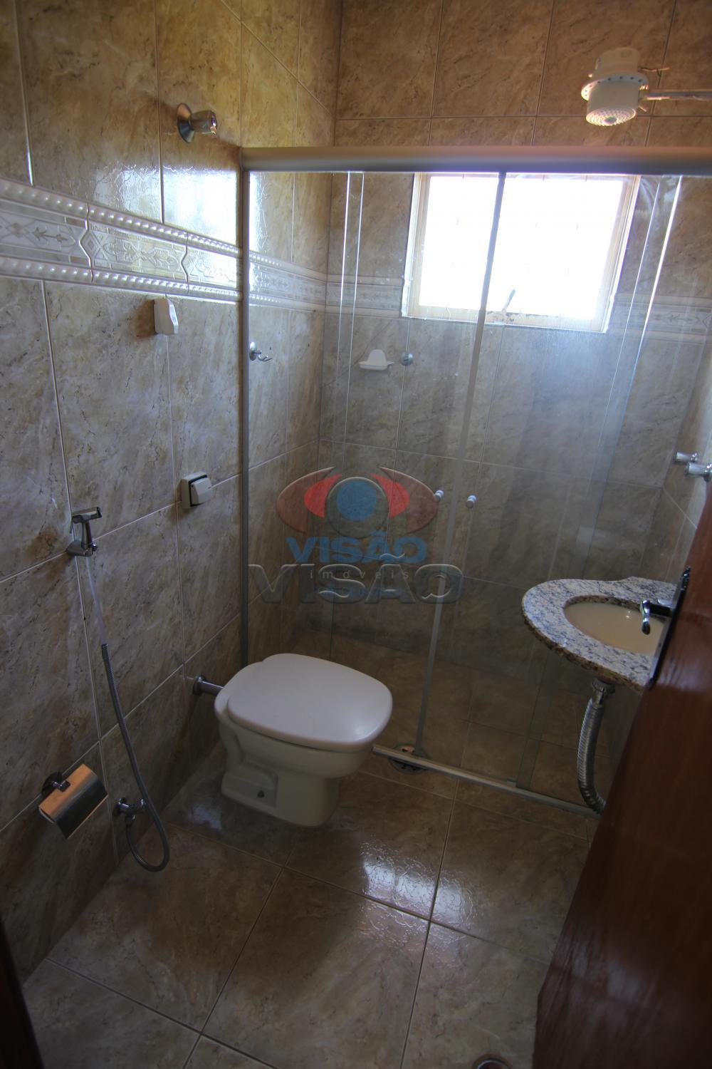 Casa à venda no Jardim Santiago: