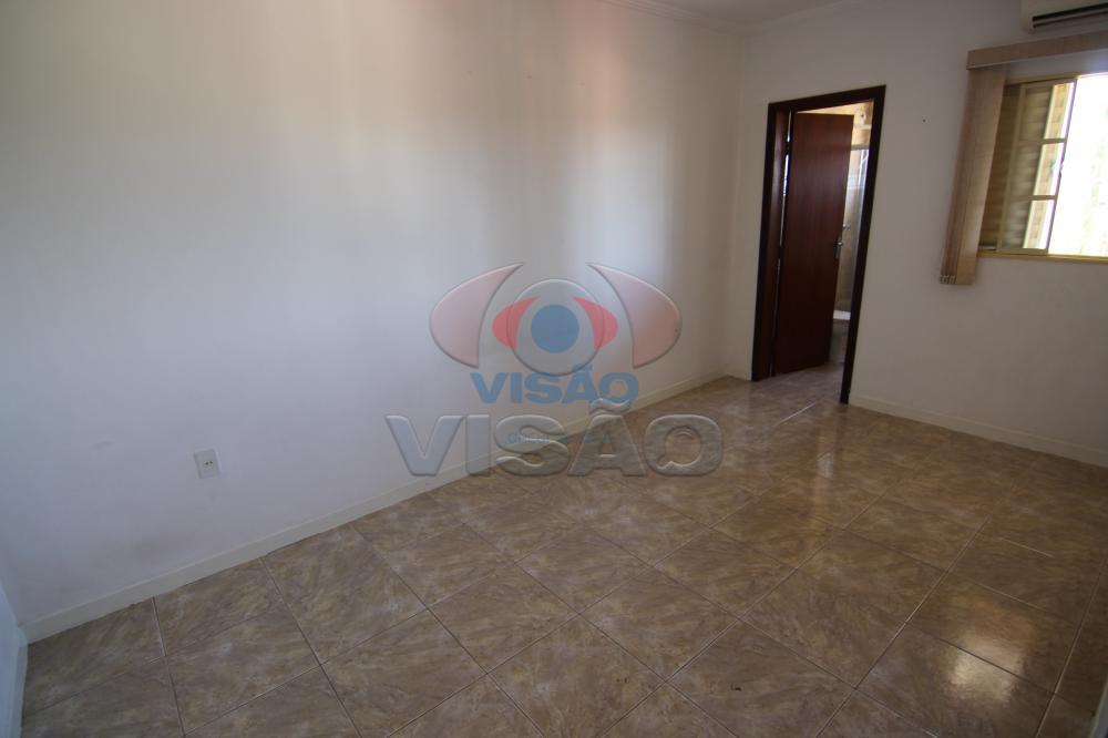 Casa à venda no Jardim Santiago: