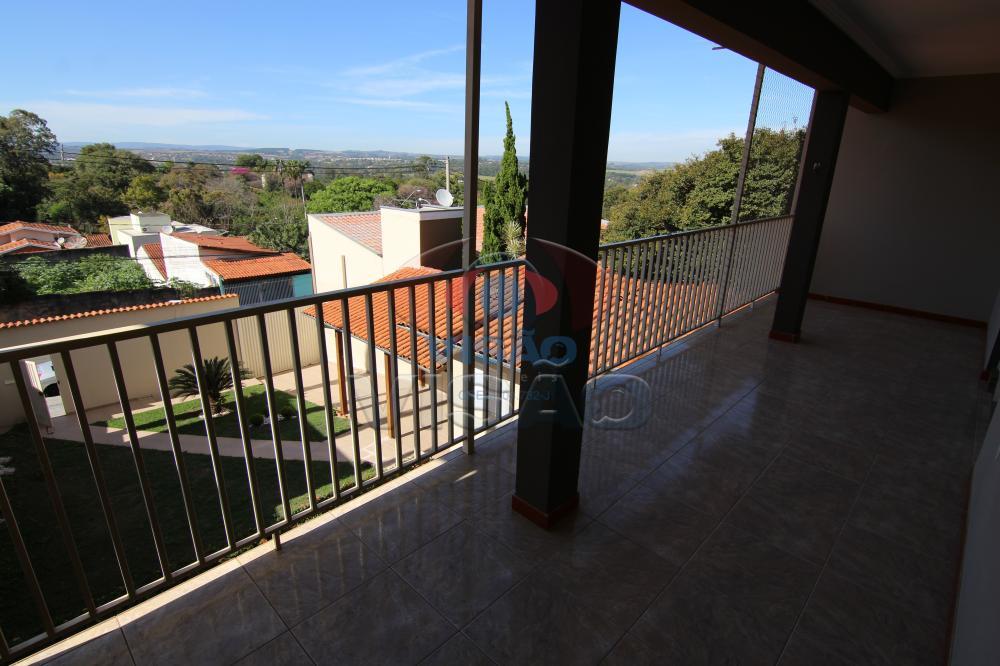 Casa à venda no Jardim Santiago: