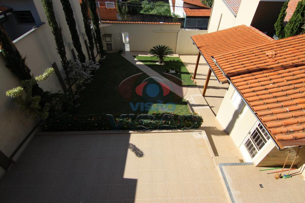 Casa à venda no Jardim Santiago:
