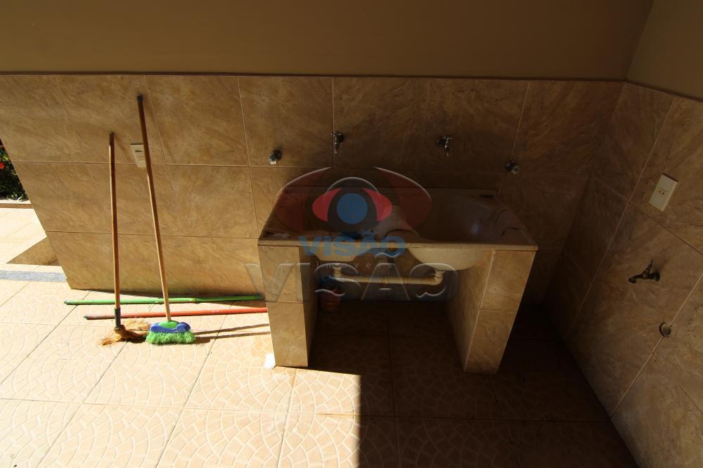 Casa à venda no Jardim Santiago: