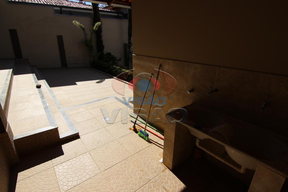 Casa à venda no Jardim Santiago: