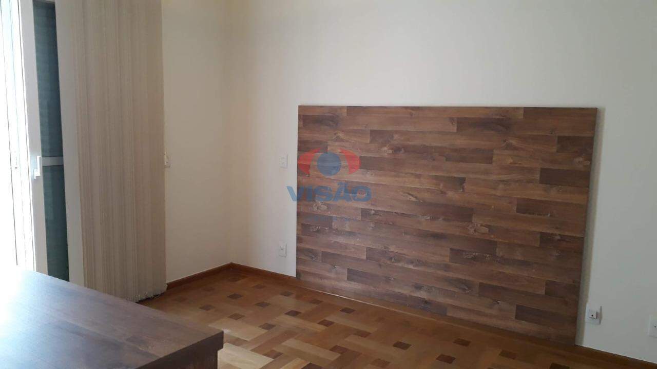 Apartamento à venda no Bairro Pau Preto: 