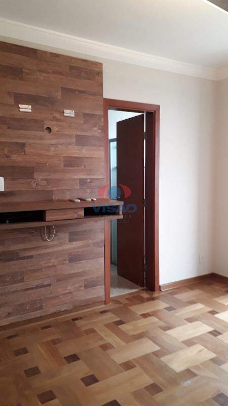 Apartamento à venda no Bairro Pau Preto: 