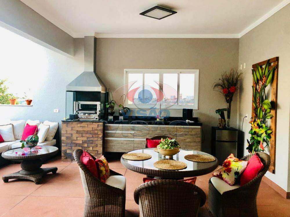 Casa em condomínio à venda no Helvétia: