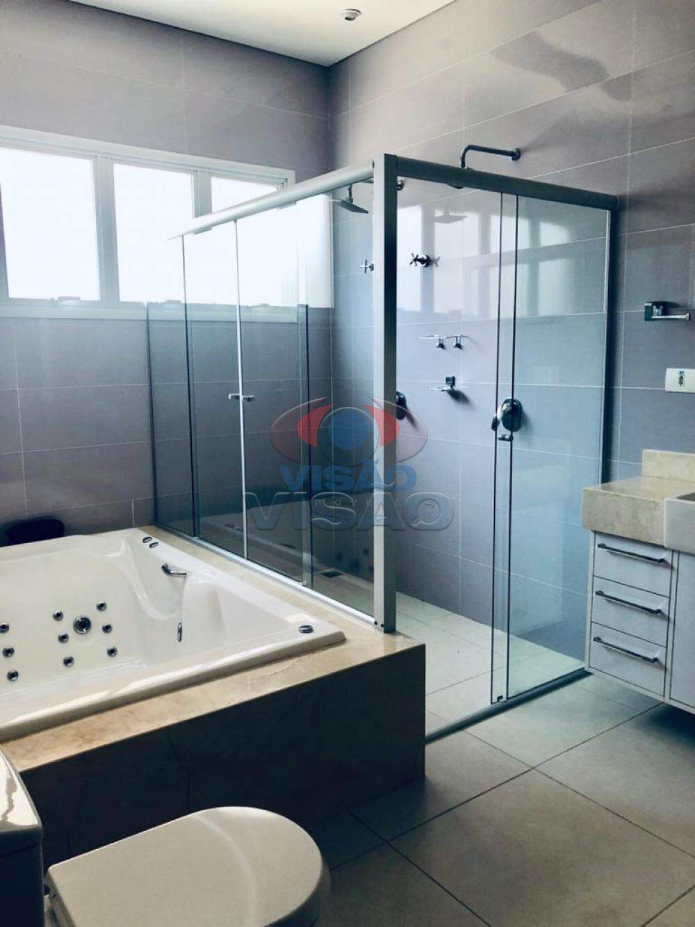 Casa em condomínio à venda no Helvétia: 