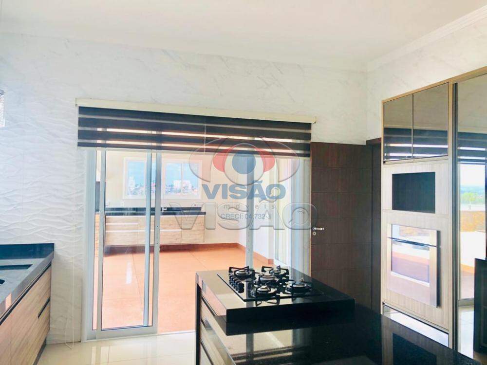 Casa em condomínio à venda no Helvétia: 