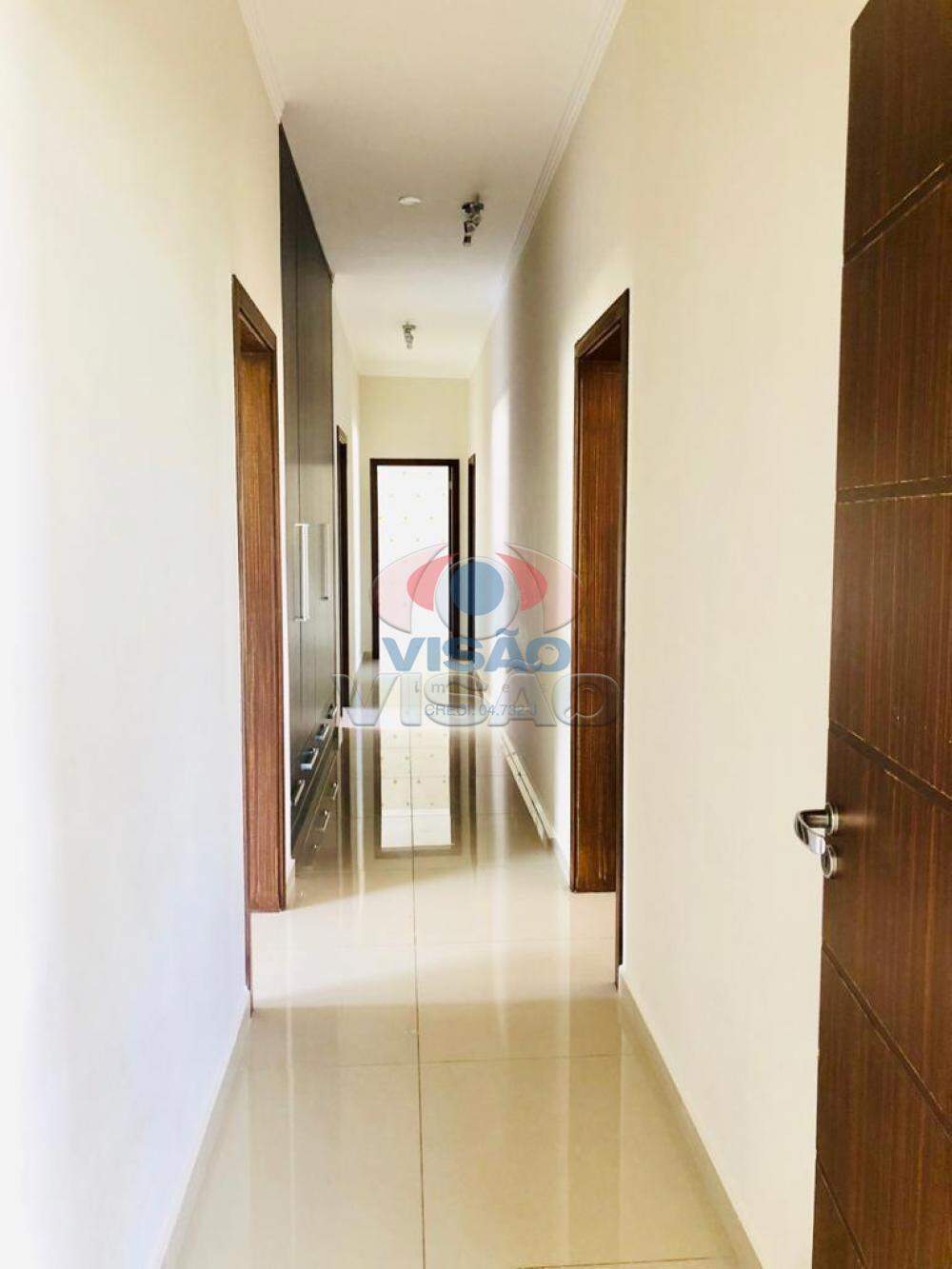 Casa em condomínio à venda no Helvétia: 