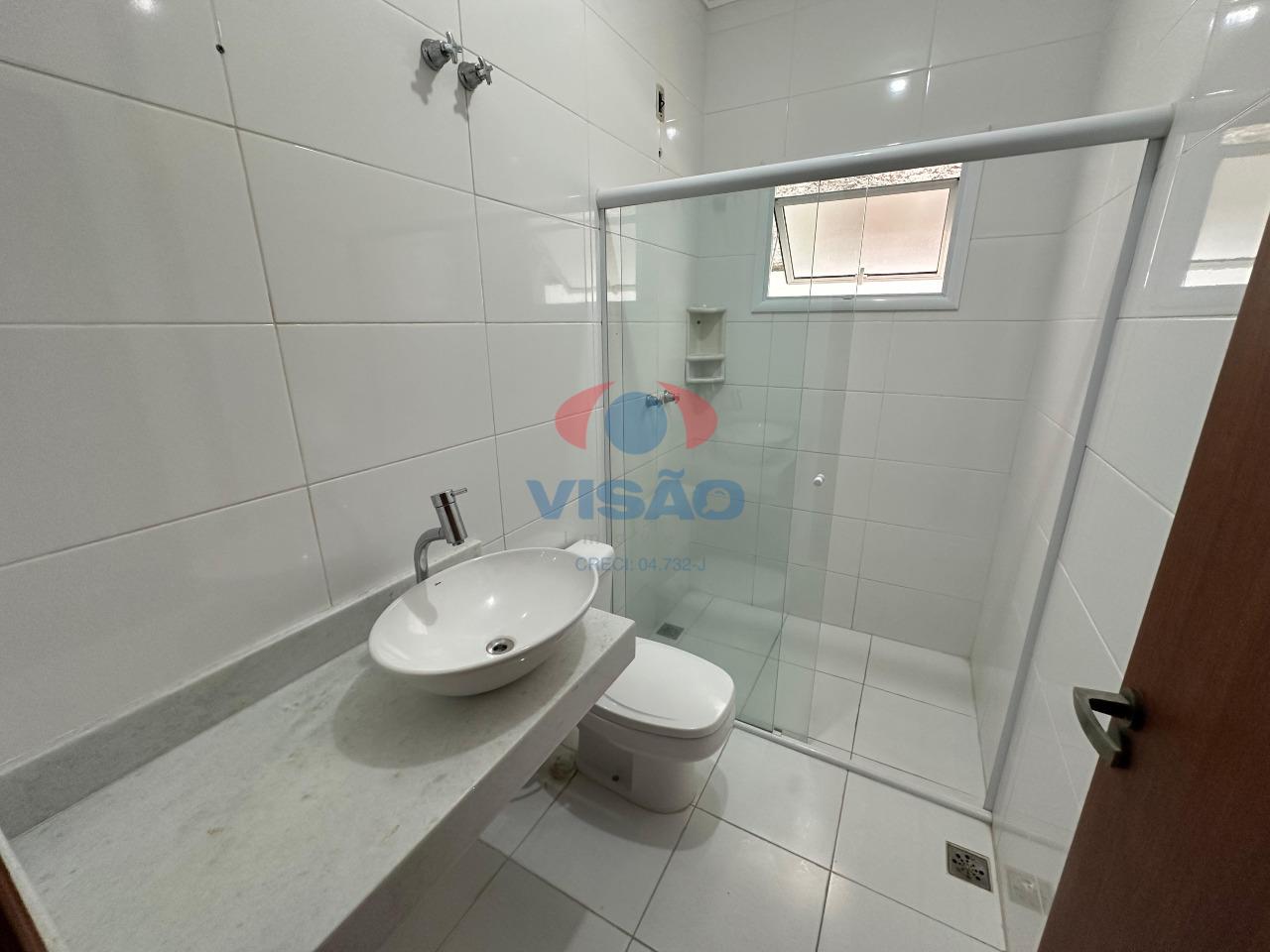 Casa para aluguel no Jardim Cristina: banheiro suíte