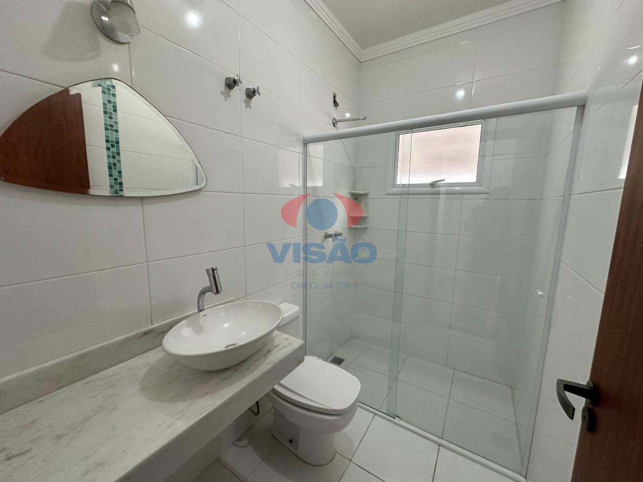 Casa para aluguel no Jardim Cristina: banheiro social