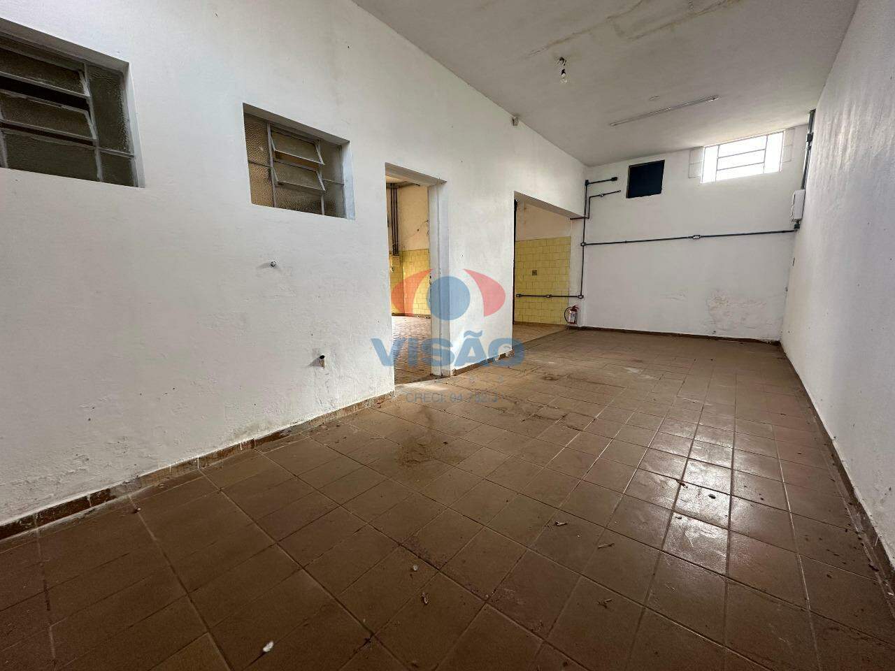 Salão para aluguel no Vila Furlan: 