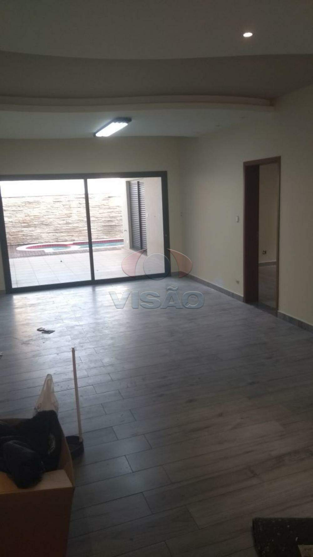 Casa em condomínio para aluguel no Chácara Areal: