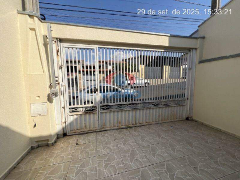 Casa para aluguel no Jardim Itamaracá: Garagem