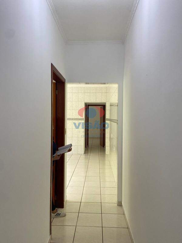 Casa para aluguel no Jardim Oliveira Camargo: