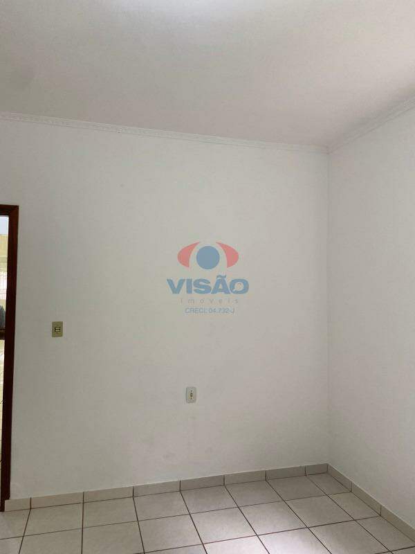 Casa para aluguel no Jardim Oliveira Camargo: