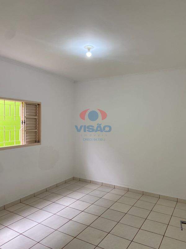 Casa para aluguel no Jardim Oliveira Camargo: