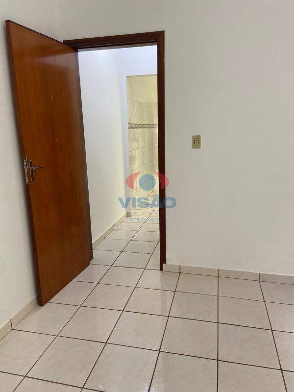 Casa para aluguel no Jardim Oliveira Camargo: