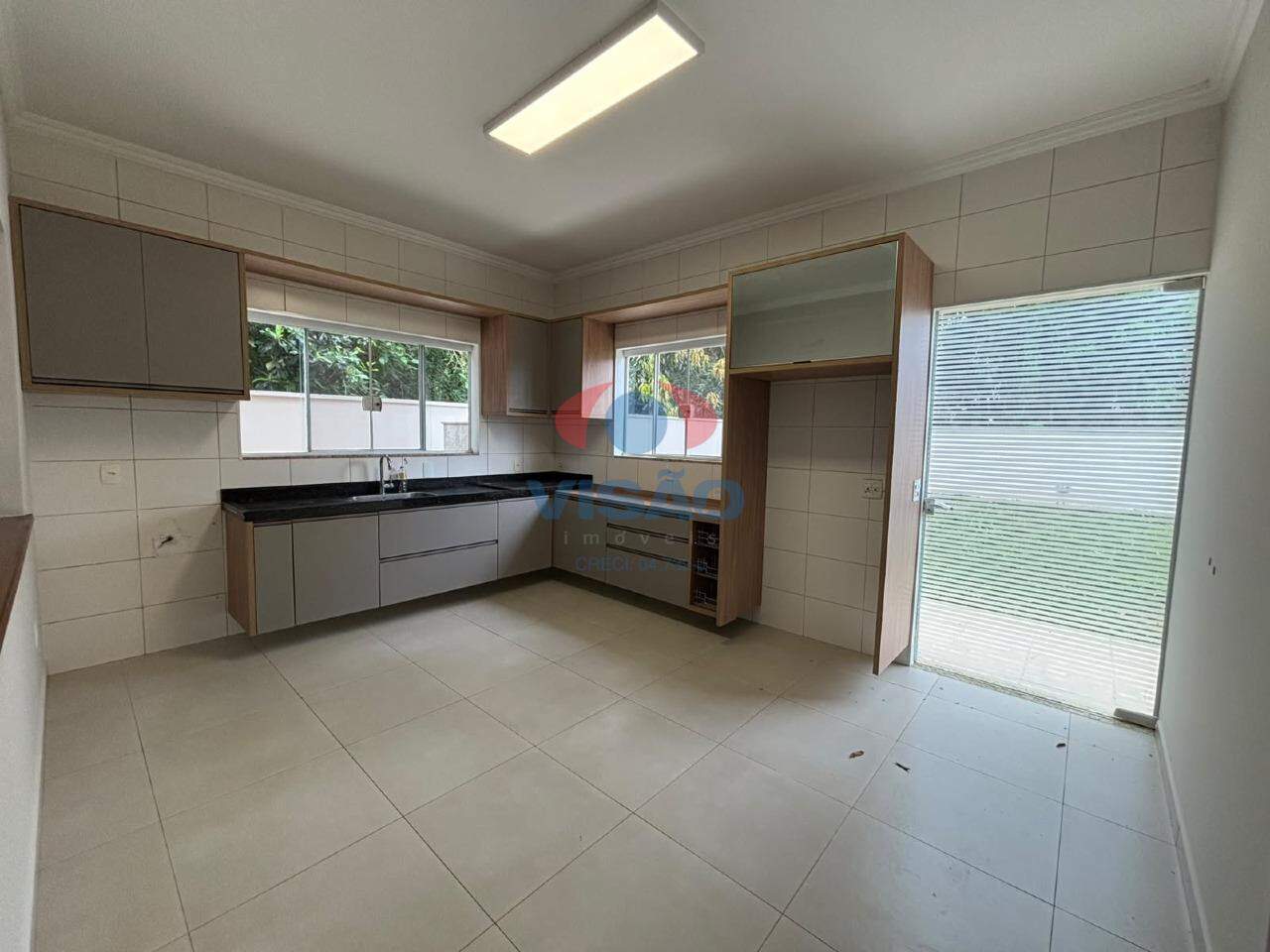 Casa em condomínio para aluguel no Jardim Portal de Itaici: