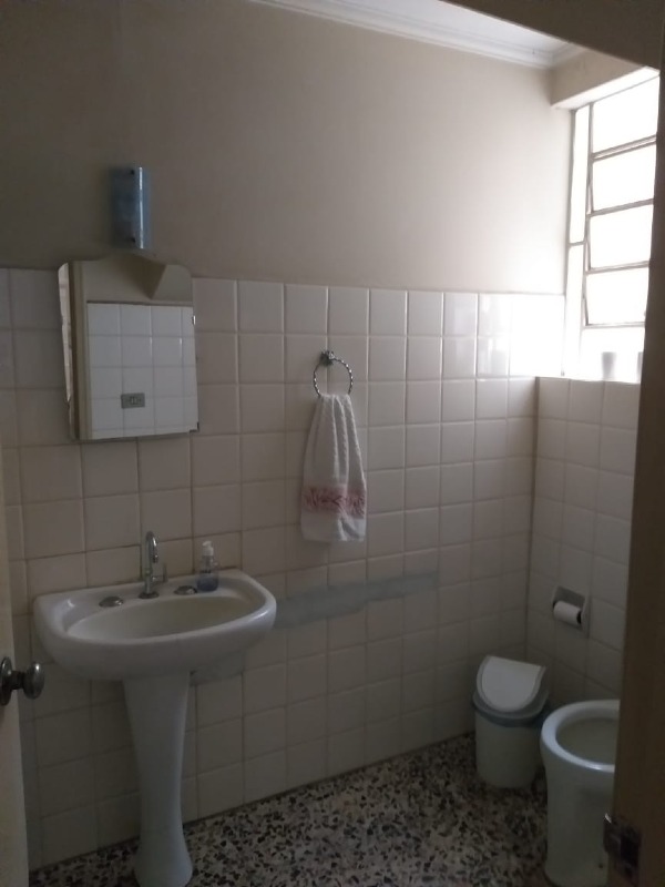 Casa à venda no Centro: