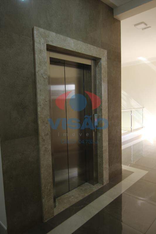 Sala para aluguel no Centro: 