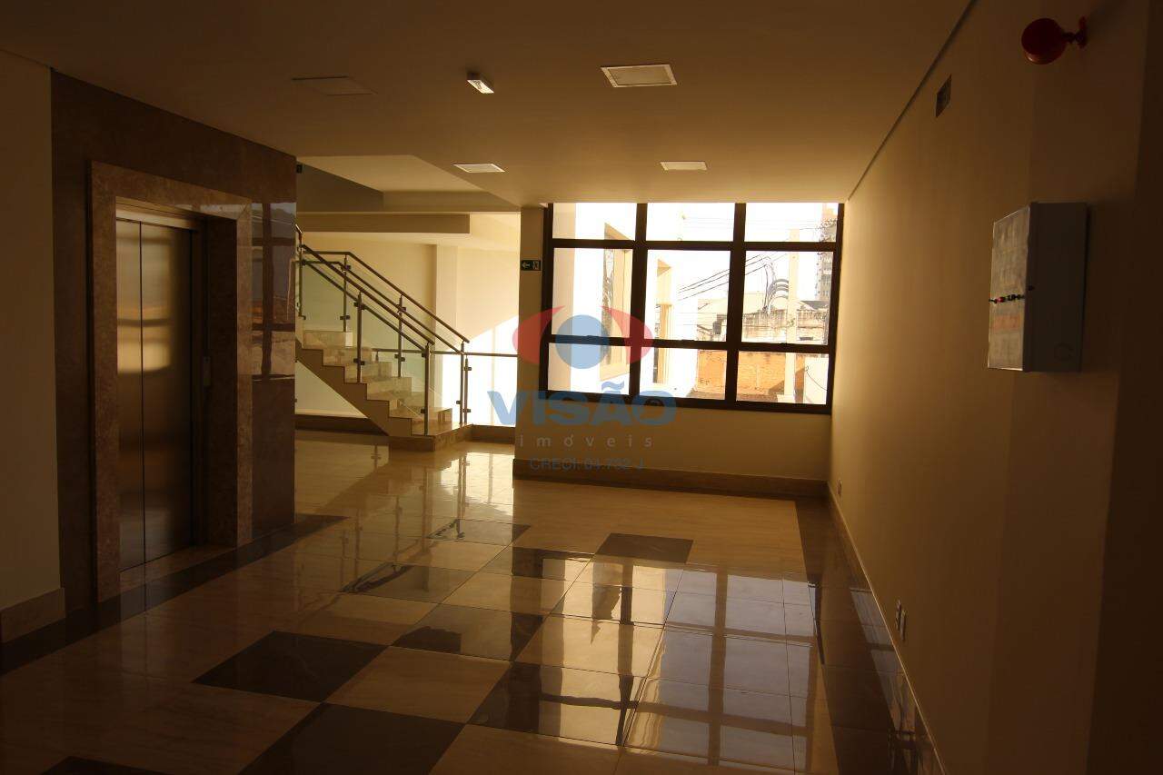 Sala para aluguel no Centro: 