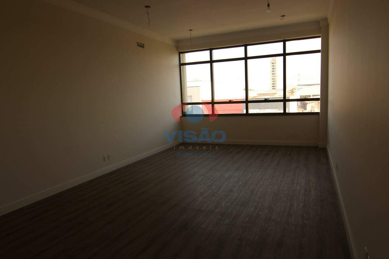 Sala para aluguel no Centro: 