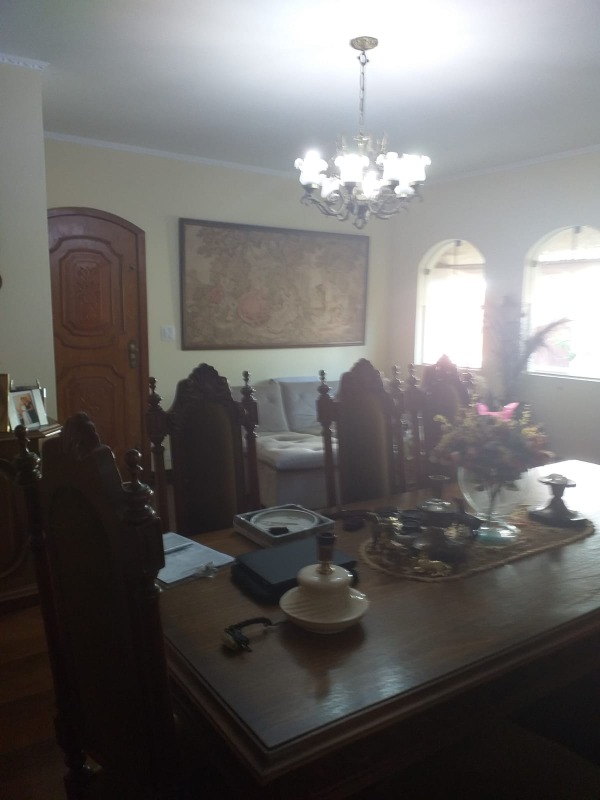 Casa à venda no Vila Suíça: