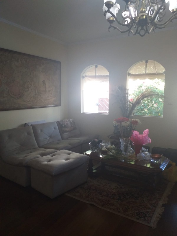 Casa à venda no Vila Suíça: