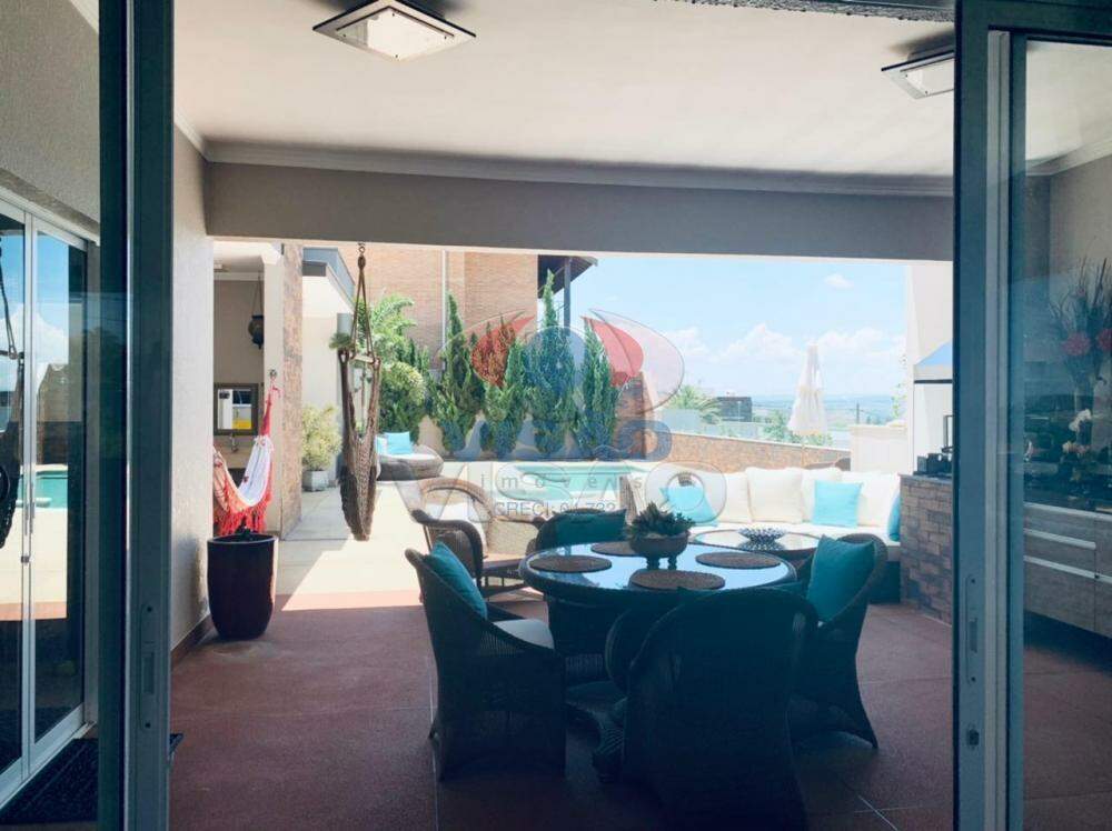 Casa em condomínio à venda no Jardim Santa Rita: