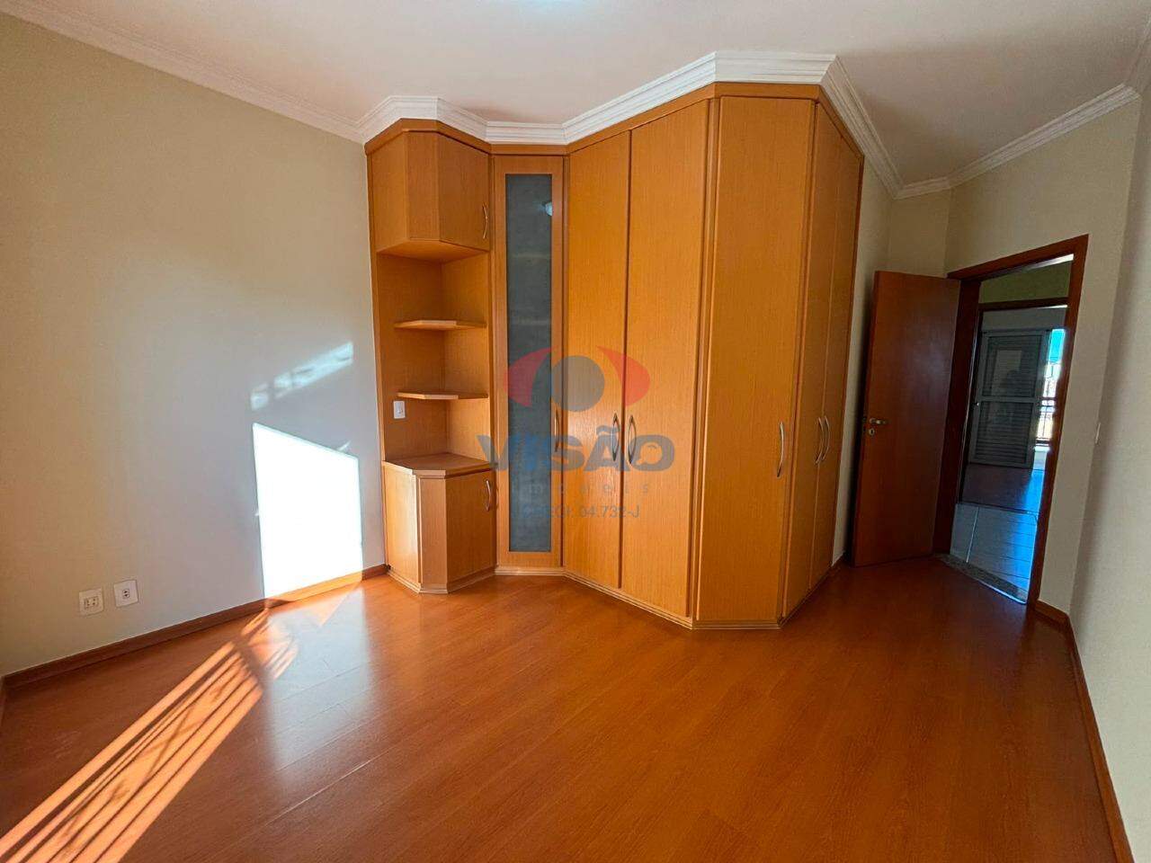 Casa à venda no Jardim Esplanada: 