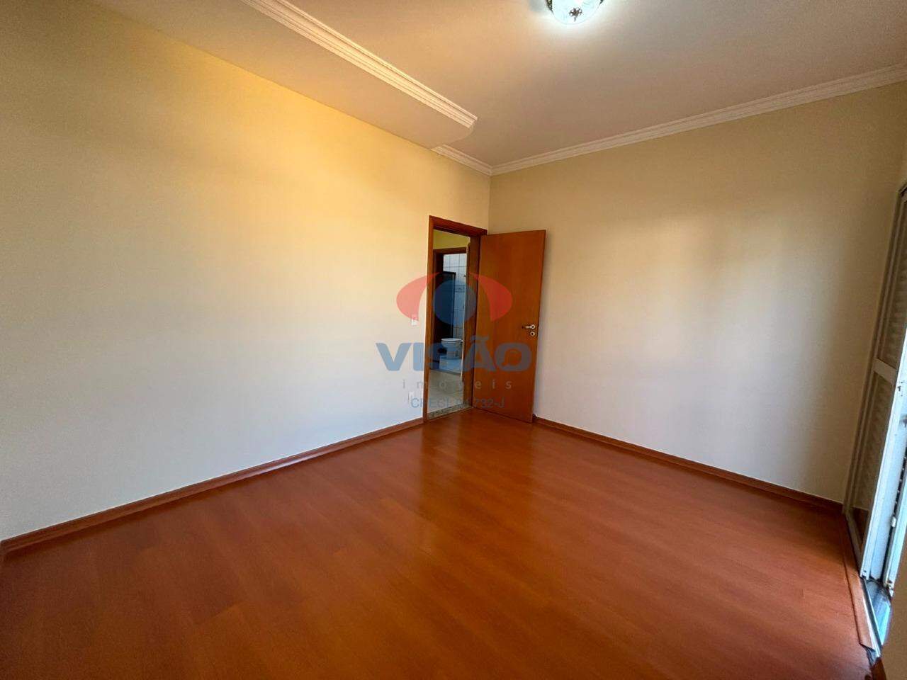 Casa à venda no Jardim Esplanada: 