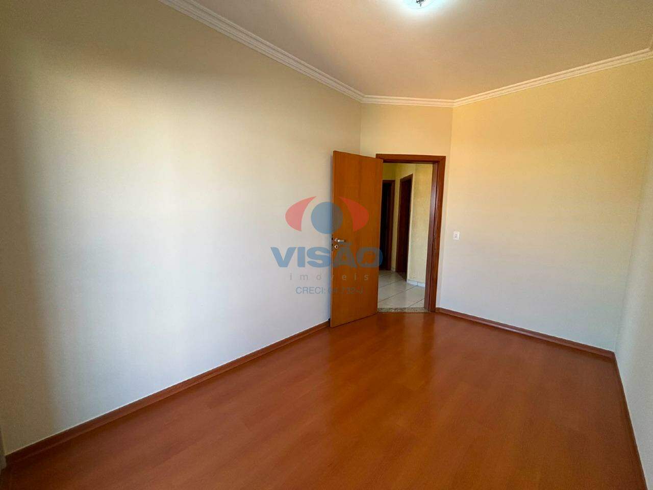 Casa à venda no Jardim Esplanada: 