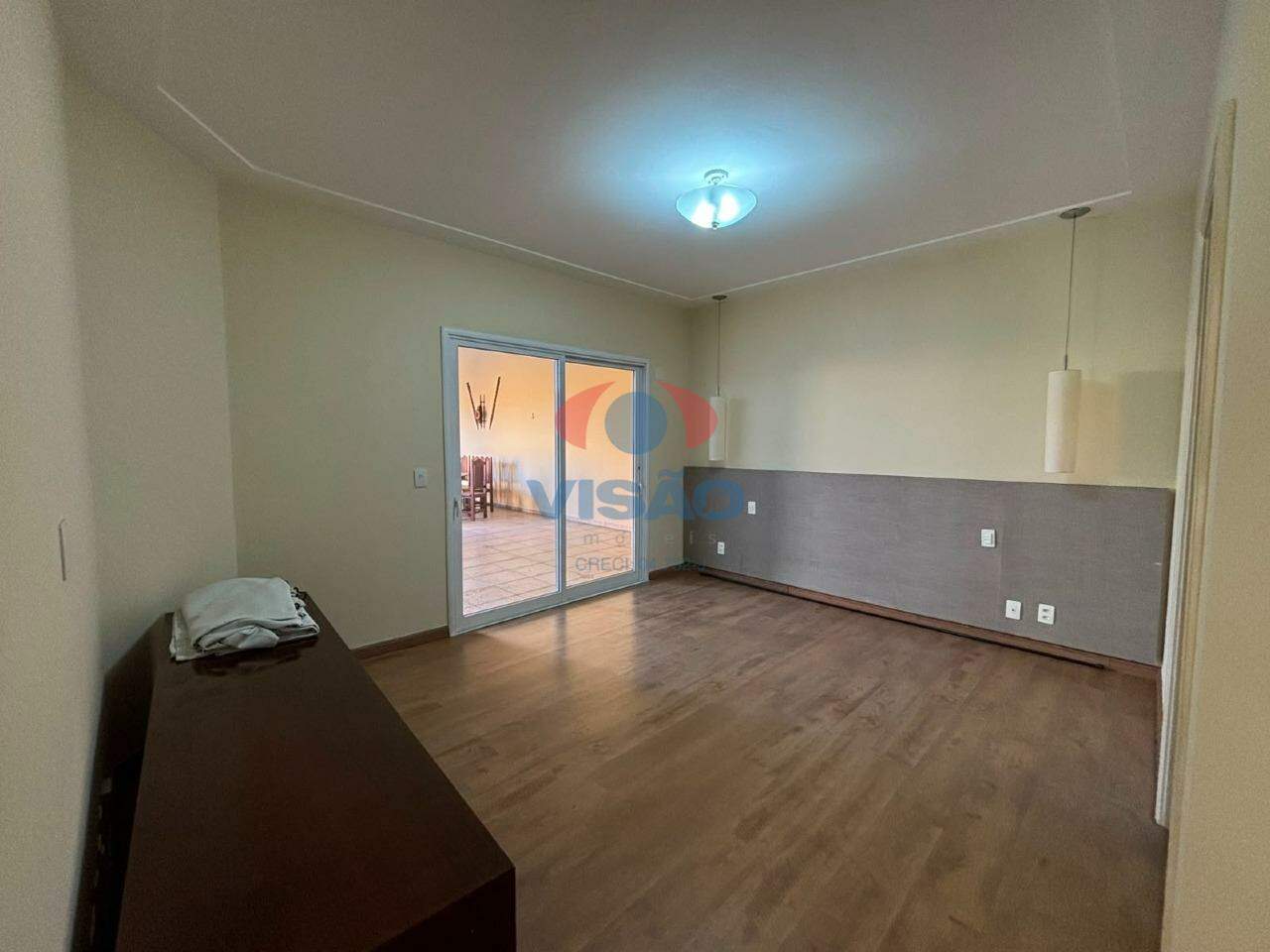 Casa à venda no Jardim Esplanada: 