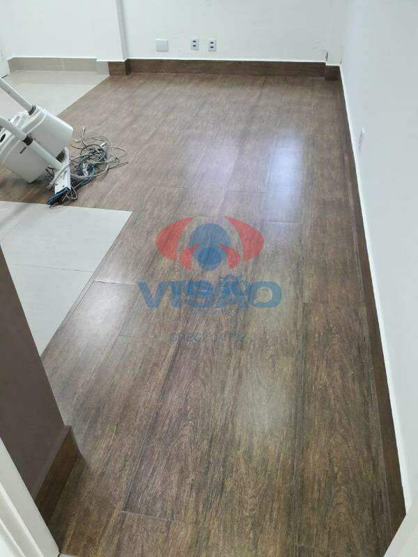 Sala à venda no Centro: 