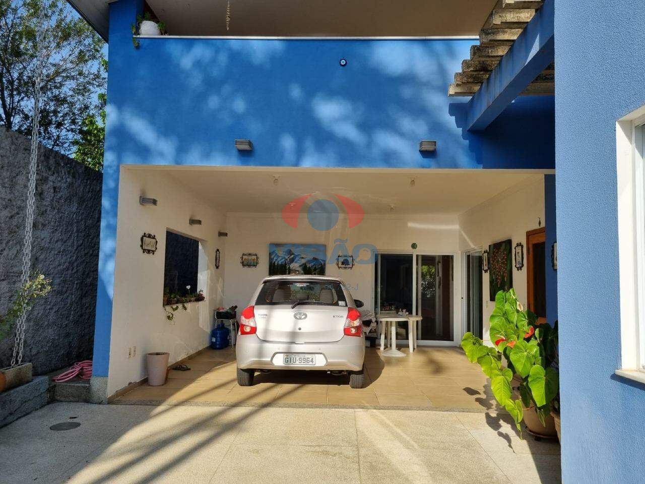 Casa em condomínio à venda no Terras de Itaici: 