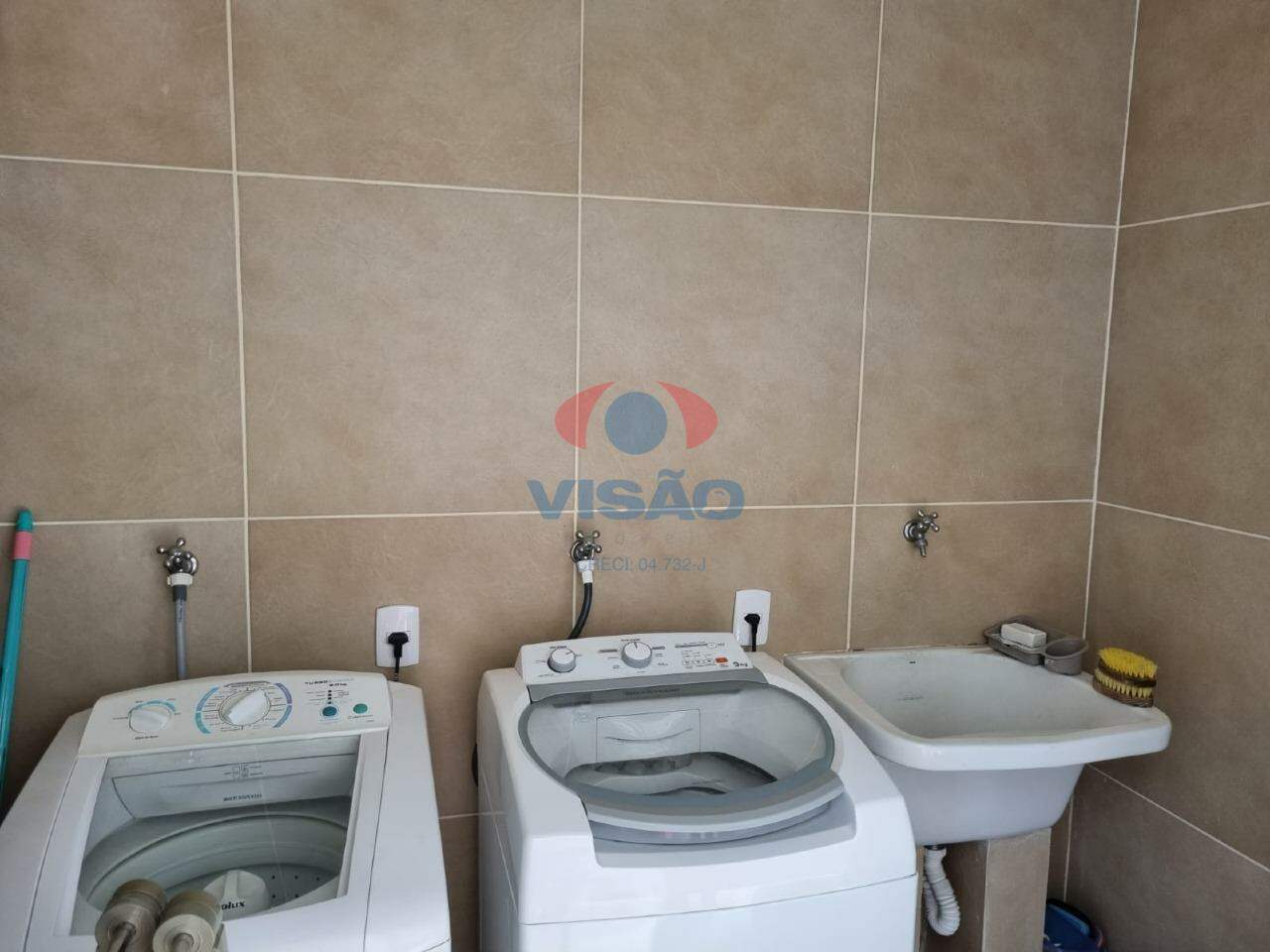 Casa em condomínio à venda no Terras de Itaici: 