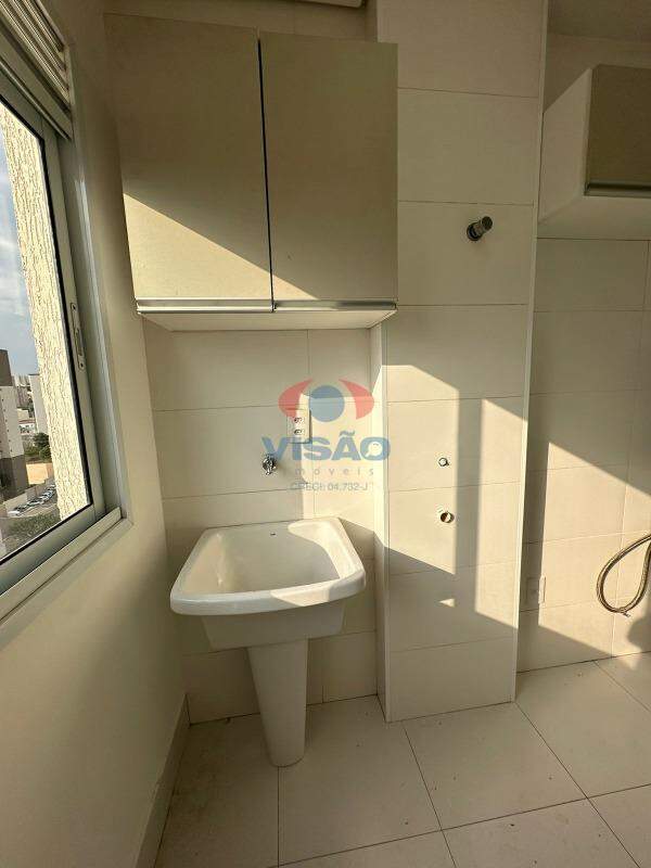 Apartamento para aluguel no Jardim Santiago: 