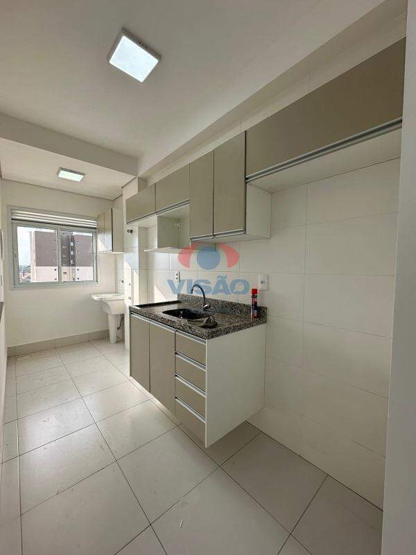 Apartamento para aluguel no Jardim Santiago: 