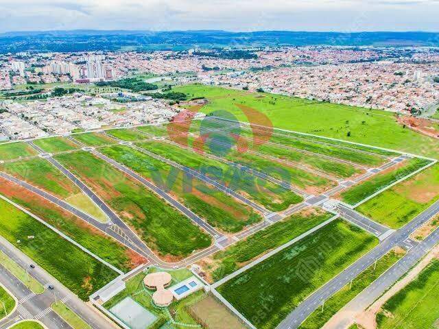 Terreno em condomínio à venda no Jardim Residencial Dona Maria José: