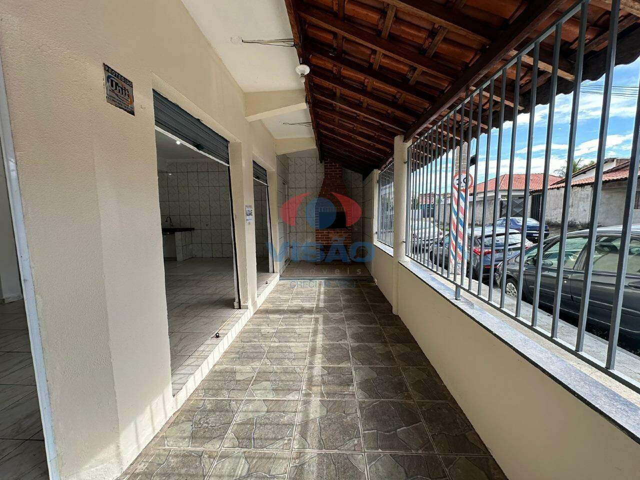 Salão para aluguel no Jardim Morada do Sol: ENTRADA PARTE LATERAL