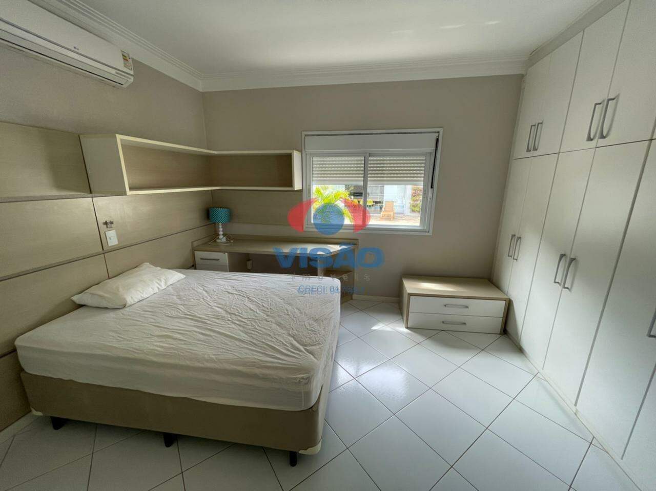 Casa em condomínio à venda no Jardim Vila Paradiso: 