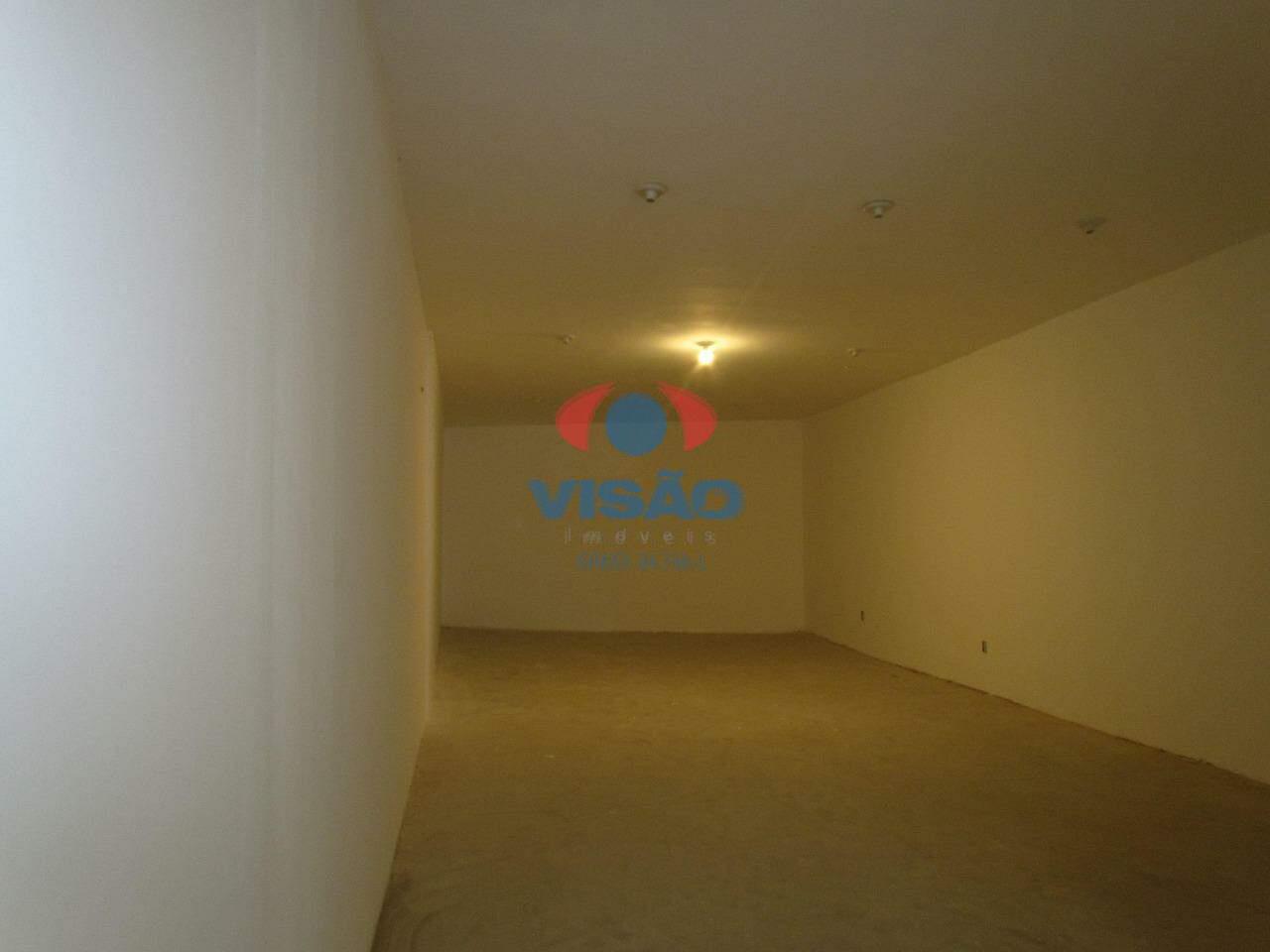 Salão para aluguel no João Pioli: 