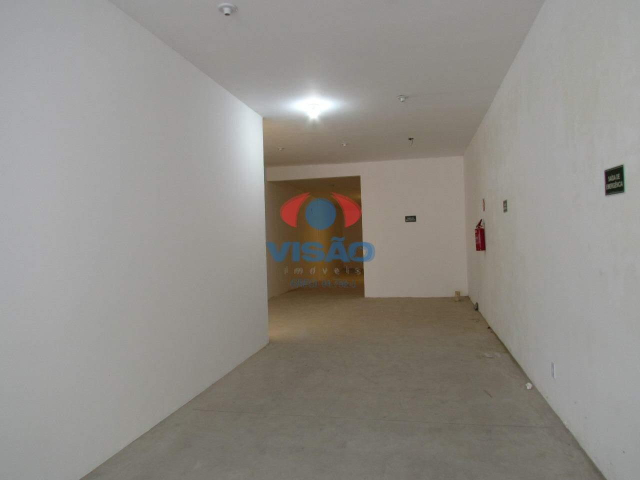 Salão para aluguel no João Pioli: 