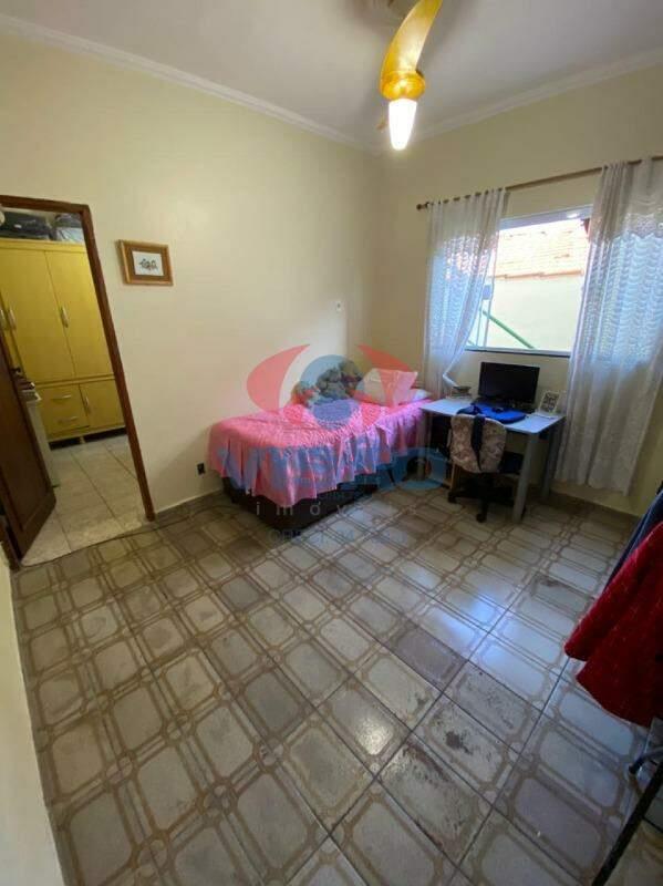 Casa à venda no Jardim Oliveira Camargo: 