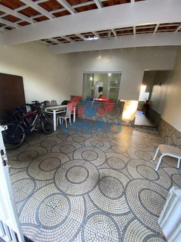 Casa à venda no Jardim Oliveira Camargo: 