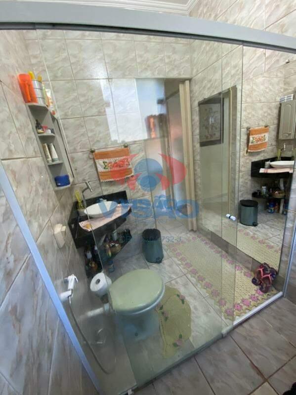 Casa à venda no Jardim Oliveira Camargo: 