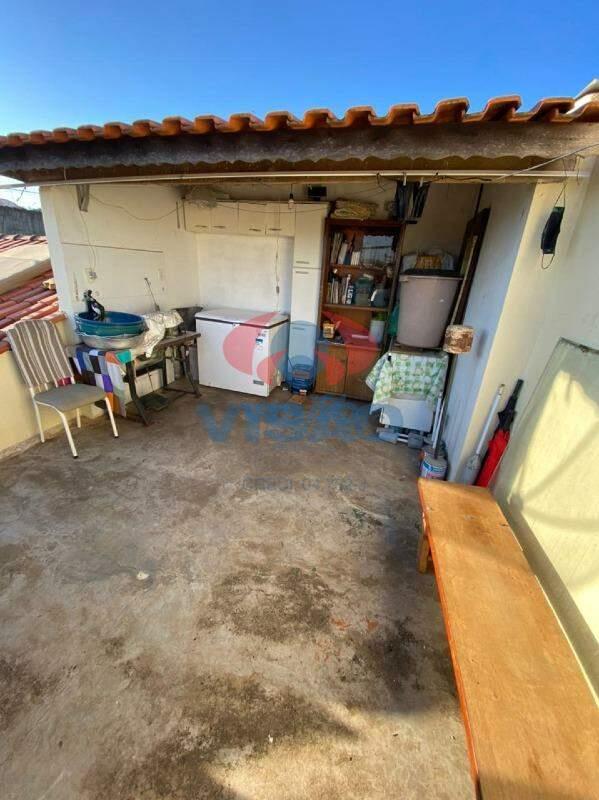 Casa à venda no Jardim Oliveira Camargo: 