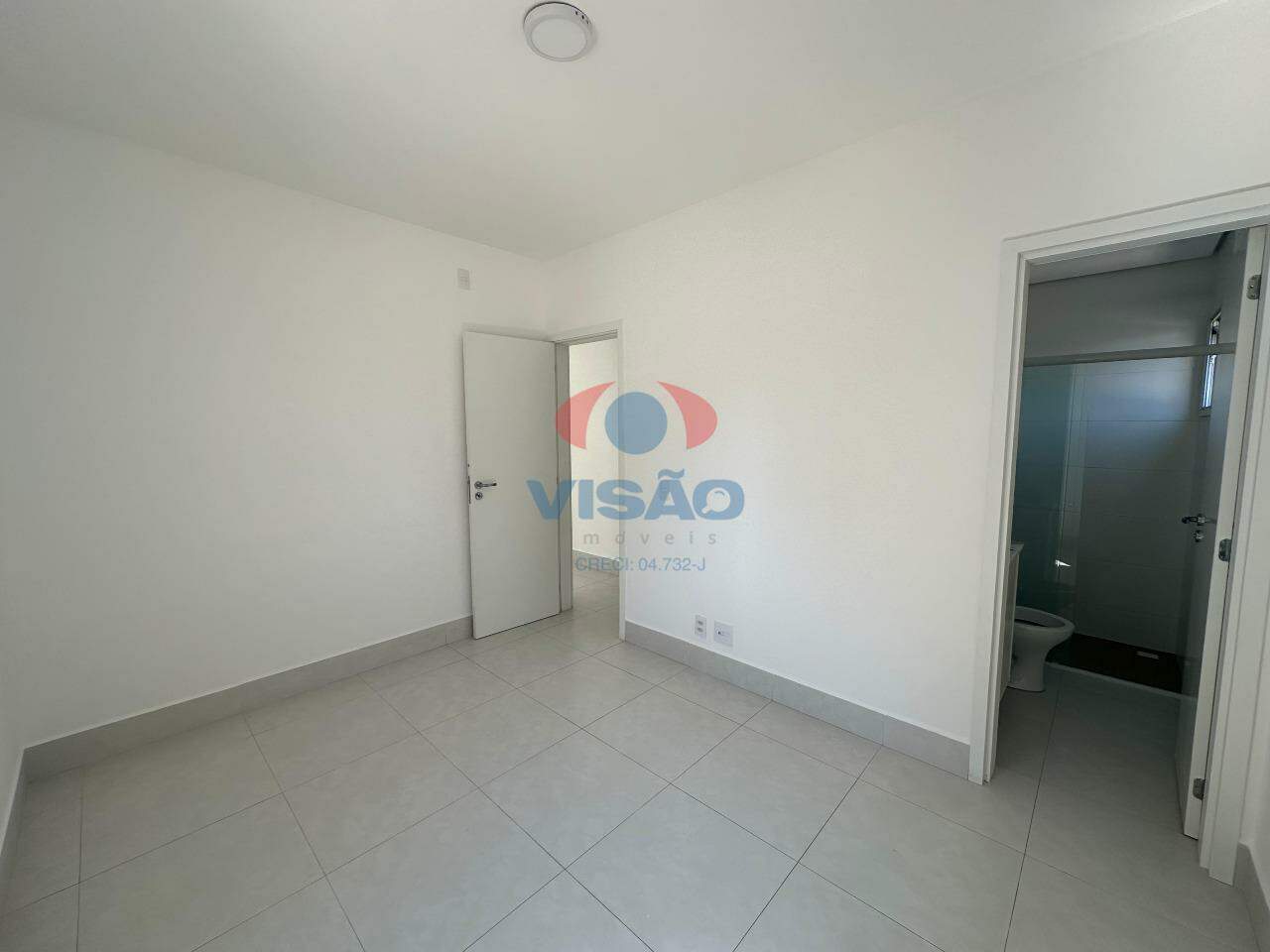 Apartamento para aluguel no Jardim Santiago: suíte